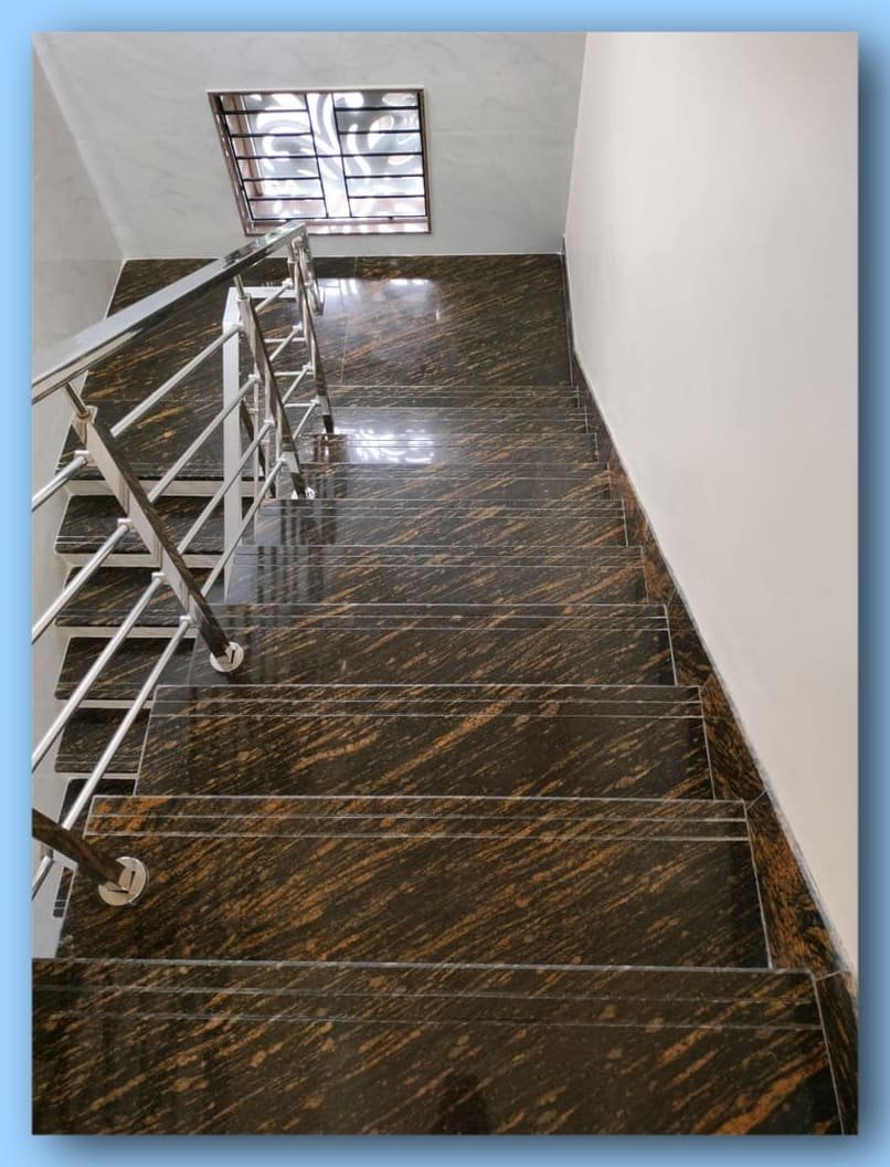 Markino Gold Granite Laidview