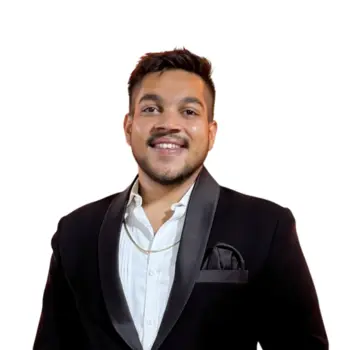 Ronak Bansal, Head of Exports at Stone Galleria LLP