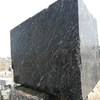 Блоки черного гранита Маркино