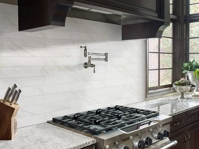 Backsplash with Granite Countertops.jpeg