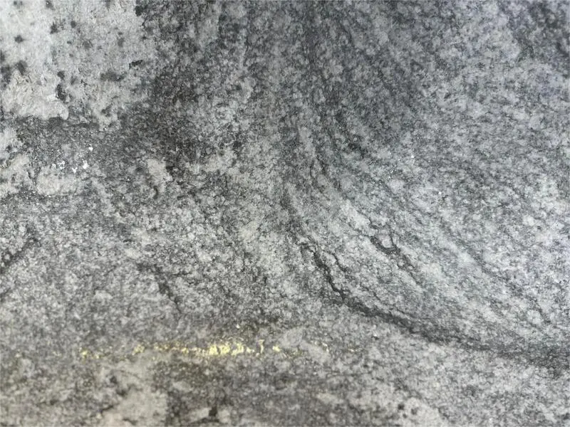 Granito Flameado Pulido